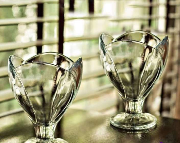 بستنی خوری روبی